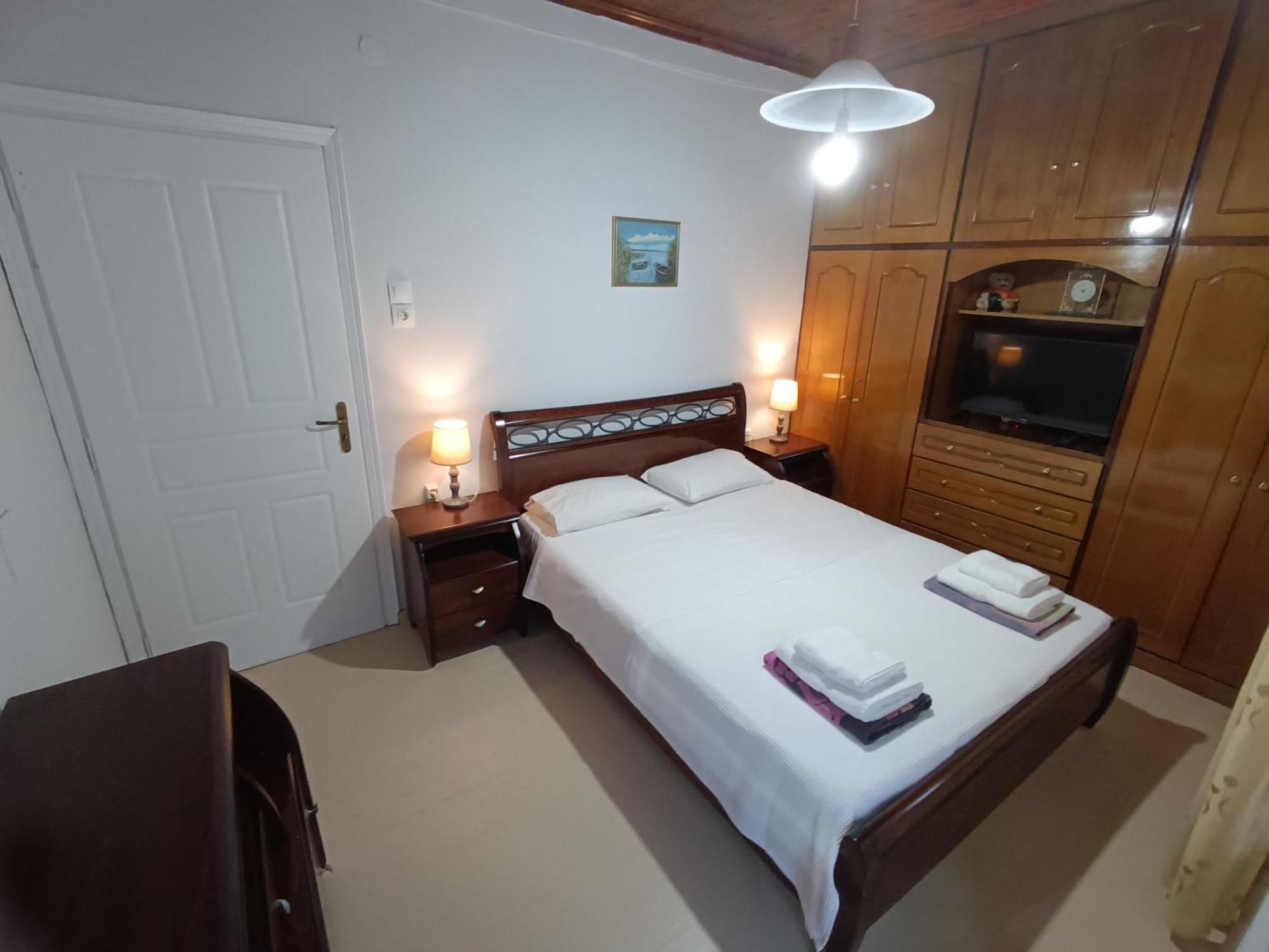 Rodomelo House With Terrace - 4 Bedrooms เลโอนีดีออน ภายนอก รูปภาพ